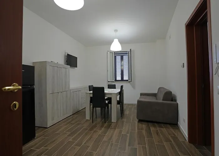 La Stradina モーラ・ディ・バーリ